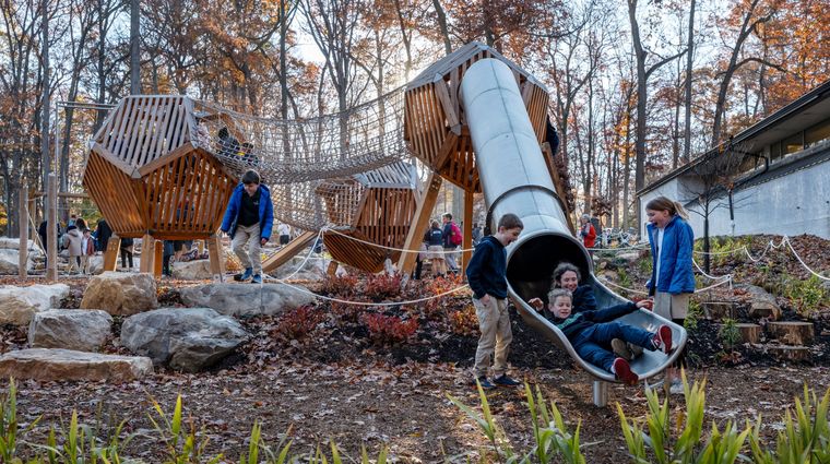 Benchmark School Brodnik Outdoor Learning Environment